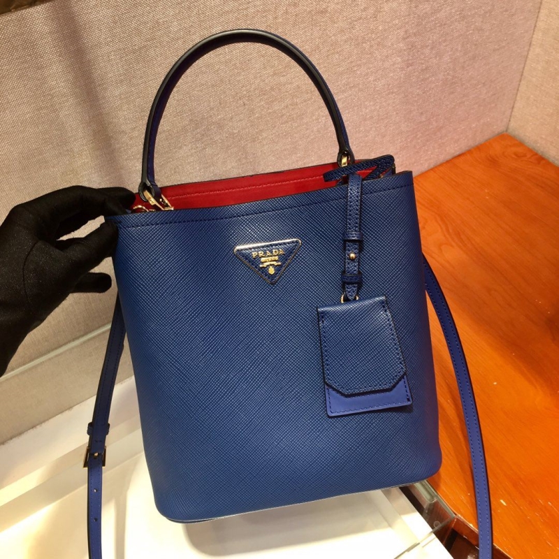 Pra*a top handle bags